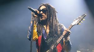 Rock’s sexiest man sizzles at Sydney gig | Looking great, Lenny – shame about the music | Len…