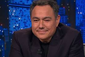 Sam Pang Tonight: Nov 10 | SAM PANG brings laughs with Ian Botham, Lawrence Mooney and Eddie Izza…