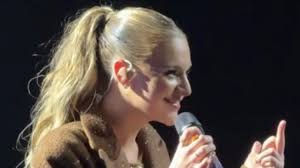 Cruel heckle after US star divorces Aussie | Kelsea Ballerini Tells Heckler to “F–k Off” for Cal…