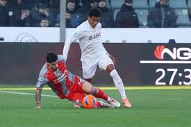 LIVE Cremonese-Napoli 0-2: Hojlund parte in velocità e calcia sull’esterno della rete difesa da …