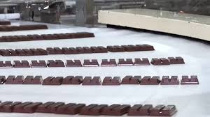 Thieves steal 12 tonnes of KitKats | Thieves steal 12 tons of KitKat bars in Europe chocolate hei…