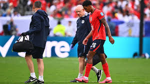 England full-back problems deepen as Jarrell Quansah limps off vs. Panama at World Cup | Jarell Q…
