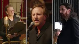 Bono, Eddie Vedder and Hozier among mourners at Glen Hansard’s funeral | Music stars and fans gat…