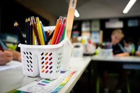 WA schools to go back to basics in classroom screen time crackdown | Ten WA schools to trial scre…
