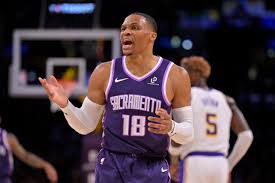 NBA World Reacts To Russell Westbrook’s Performance In Kings-Lakers Game | Kings 113-107 Maveri…