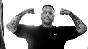 5 Years, 275 Pounds, 1 Epic Fitness Quest: How Country-Rap Star Jelly Roll Transformed His Body |…