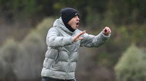 Chelsea’s Liam Rosenior: Unfair to call Arsenal ‘Set Piece FC’ | Chelsea to leave Reece James and…