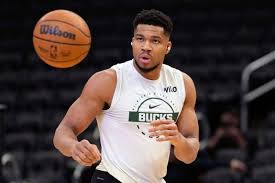 Did Giannis Antetokounmpo Get Hurt Tonight? Bucks Star Abruptly Heads to Locker Room vs Nuggets |…