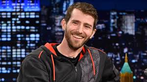 Linus Sebastian Shows Jimmy and Marcello Hernández Some Mind-Boggling Technology (Extended) | Ma…