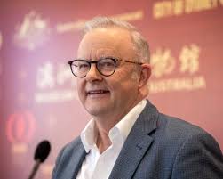 Anthony Albanese evacuated from official Canberra residence due to security threat | Breaking: Se…