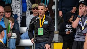 Carlton AFL legend Peter Dean suffers fractured skull in assault | ‘Devastating’: Blues great…