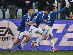 Juventus end bad week with 2-0 loss against Como | Juventus follows up Champions League defeat wi…