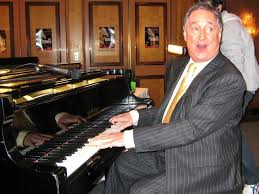 Legendary singer-songwriter Neil Sedaka dies at 86 | Neil Sedaka, Breaking Up Is Hard To Do singe…