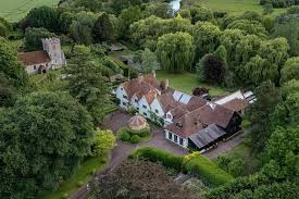 Michael Caine’s £10m Oxfordshire mansion ‘taken off open market’ | The unlikely record deal Elto…