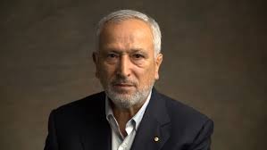 Sydney doctor was passport ‘delivery boy’ for IS-linked families in Syria | In 2022, Labor MPs ur…