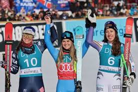 Breezy Johnson pipped for gold at World Cup Finals as Aicher puts pressure on Shiffrin | Pirovano…