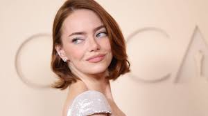 Emma Stone’s 2026 Oscars Dress Looks Like Actual Liquid | Emma Stone’s Bixie Just Crossed the B…