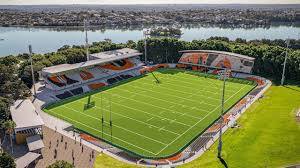 Fans left in the rain as plans for Leichhardt Oval roof scrapped | LIVE: Wests Tigers vs Cowboys …