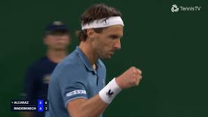 Hot Shot: Rinderknech’s stunner wins set point vs. Alcaraz in Indian Wells 2026 | Top analyst dis…