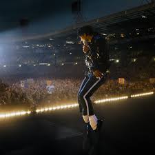 Long Range Forecast: Lionsgate Bets Big on Music Biopic MICHAEL | Throngs of Dancers Take Over Ne…