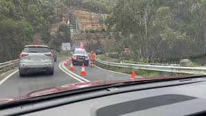 Road linking Sydney to western NSW shut by damage to 194yo bridge | ‘Evolving and complex’: Highw…