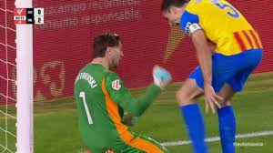 Sevilla vs. Valencia – Game Highlights | Largie Ramazani vs. Sevilla FC – Player props & odds t…