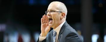 Arizona, Michigan co-favorites as bettors back UConn | 2026 NCAA tournament picks, predictions: B…