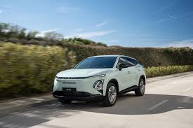 Chery slashes price of E5 Ultimate, making it lowest-cost electric SUV with 420 km range | Electr…