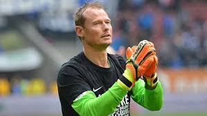 Ex-keeper Manninger dies after car hit by train | Alex Manninger, former Arsenal goalkeeper, dies…