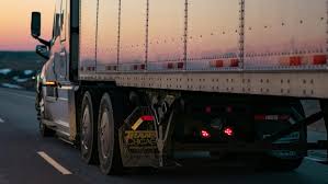 Fair Work Commission makes ‘historic’ fuel order for truck drivers | Big business ordered to pay …