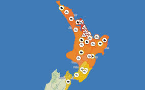 Live weather: Red warnings as North Island braces for Cyclone Vaianu | Twin cyclones in the South…