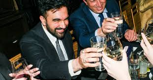 Mayor Mamdani Attended a Hip Seder. Some Guests Weren’t Thrilled. | Jewish comedian Modi drops …