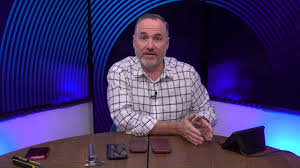 Tech expert Trevor Long tips Apple to launch folding smartphone | Big hint Apple’s first foldable…