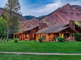 These Ranches Will Make You Feel Like You’re in the “Yellowstone” Universe | Ranches Inspir…