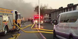 At least 20 displaced after second-alarm apartment fire in central Phoenix | Large fire near I-17…