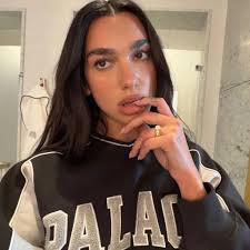 Dua Lipa Sues Samsung for $15 Million After Company Refuses to Remove Her Photo From TV Boxes | D…