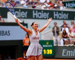 French Open 2026: Kostyuk shocks Swiatek; Jodar beats Carreño Busta in five sets – as it happe…