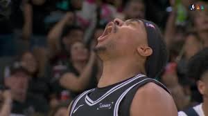 Keldon Johnson’s and-1 over Ant has the crowd on their feet | How Spurs’ Mitch Johnson shut dow…