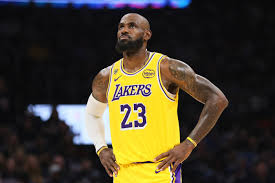 LeBron James Has One More Decision to Make: When to Call it Quits | Is this LeBron James’ last NB…