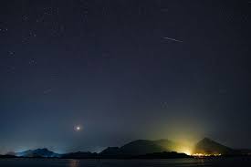 The Eta Aquariid meteor shower peaks tonight. Here’s how to watch it | Eta Aquarid Meteor Showe…