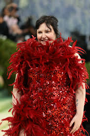 “You’re In Your Body. You Can Do This”—Lena Dunham On Returning to the Met Gala After 7 Y…
