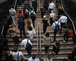 Australian net overseas migration falls to lowest level since 2022 – but the Coalition says tha…
