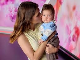 Channel 7 axes reporter on maternity leave | Seven’s owner announces massive job cuts as TV ear…
