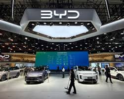 China’s BYD aims to be world’s biggest car firm within five years | BYD chairman says firm wi…