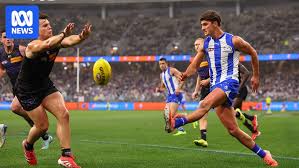 Live: Leaders Fremantle face North in Bunbury ahead of vital Q-Clash | Roos eye Bunbury upset aga…