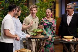 Robert Irwin takes MasterChef to Wednesday win | Surprising reason Meghan was paid less than Robe…