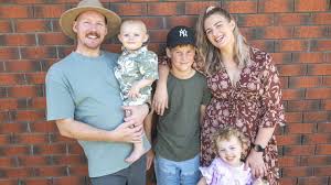 ‘I won’t see them grow up’: Mum’s fatigue reveals devastating diagnosis | Common symptom …