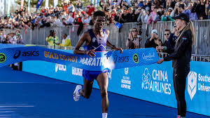 Australian marathon record broken as 20-year drought ends | Strintzos strides to Australian marat…
