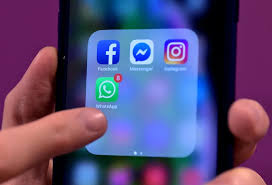 Facebook, Instagram and Messenger down in widespread Meta outage | Facebook and Instagram users r…