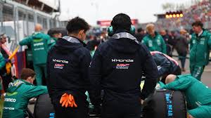 Honda’s updated engine debuts in Aston Martin filming day | Fernando Alonso delivers fresh Hond…